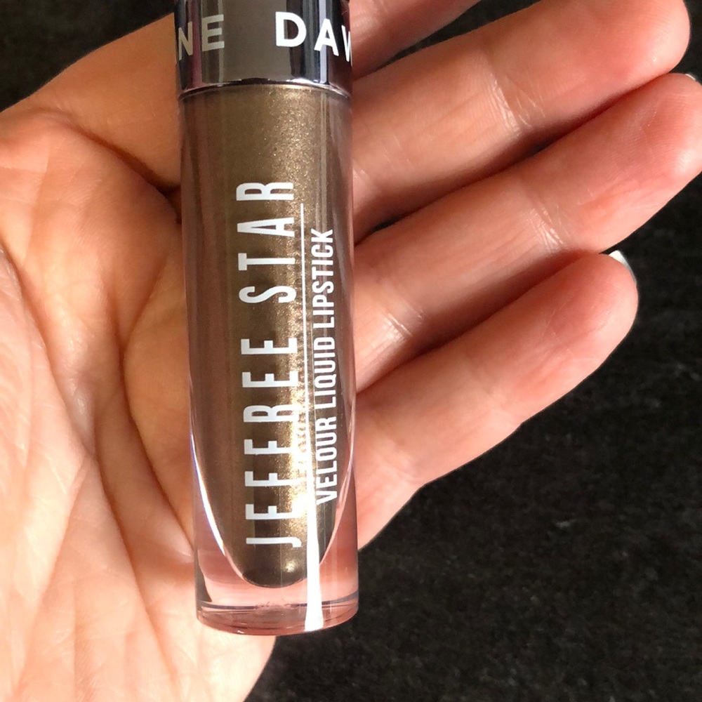 Jeffree Star x Shane Dawson Velour Liquid Lipstick